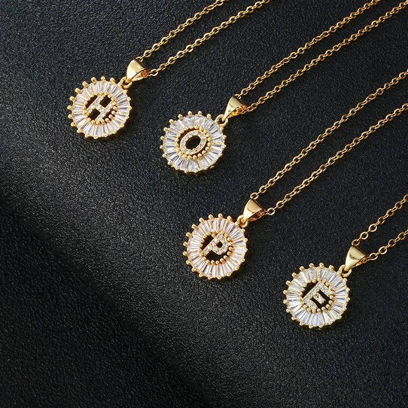 Collar con Letra para Mujer, Colgante de Cobre con Circonita Cúbica en Cadena O de Acero Inoxidable, Collar Casual de Moda