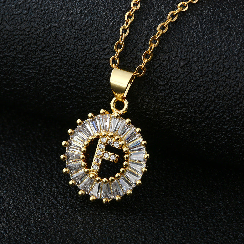 Collar con Letra para Mujer, Colgante de Cobre con Circonita Cúbica en Cadena O de Acero Inoxidable, Collar Casual de Moda