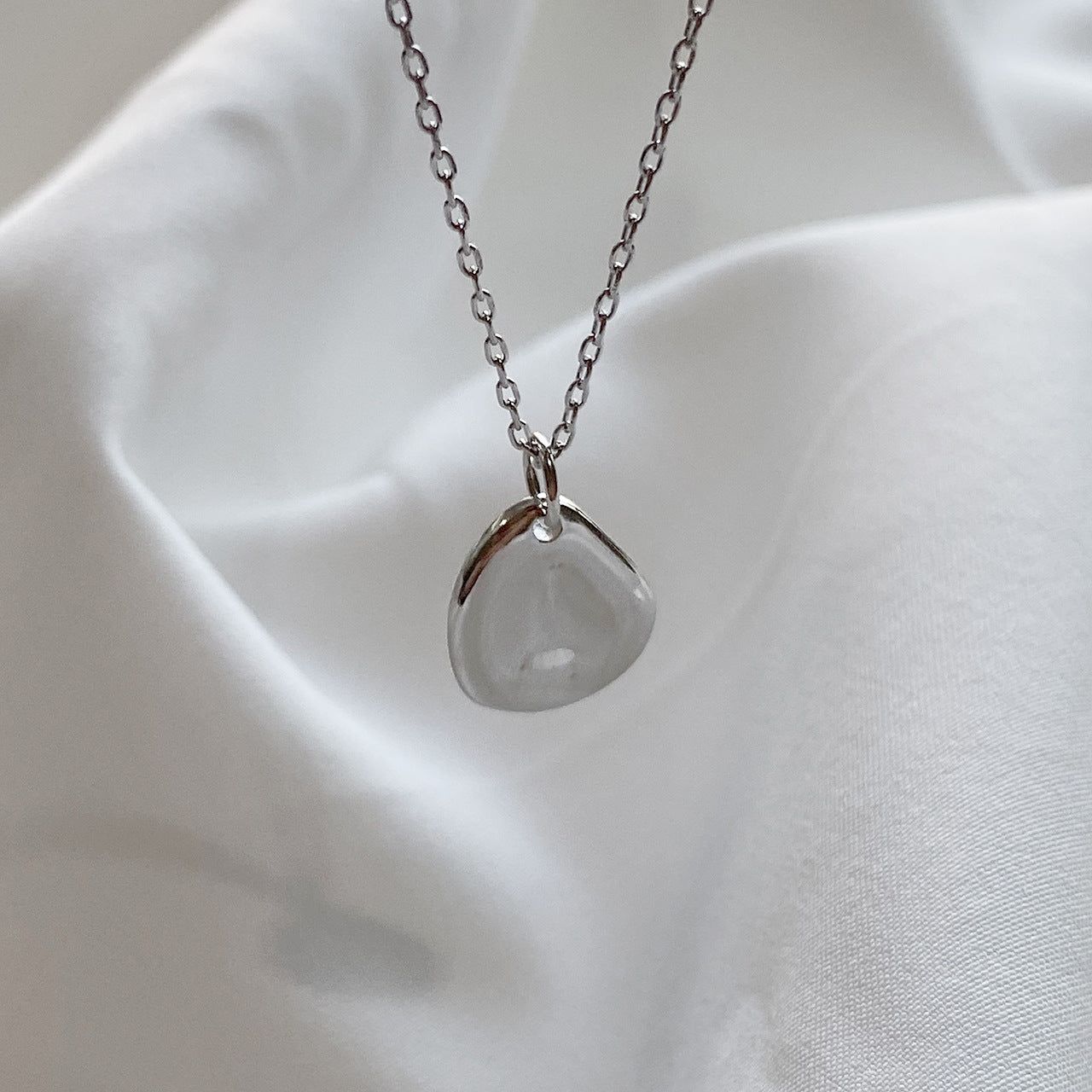 Dolce Collana Minimalista Geometrica Placcata Argento Sterling 925 con Catena a Sfera