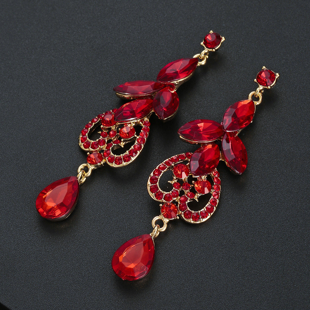 Fashion Floral Geometric Rhinestone Alloy Necklace and Earrings Set for Women