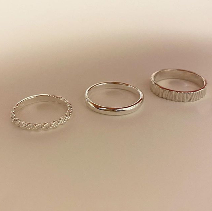 Anillo Pulido Geométrico Minimalista de Plata de Ley 925 para Mujer