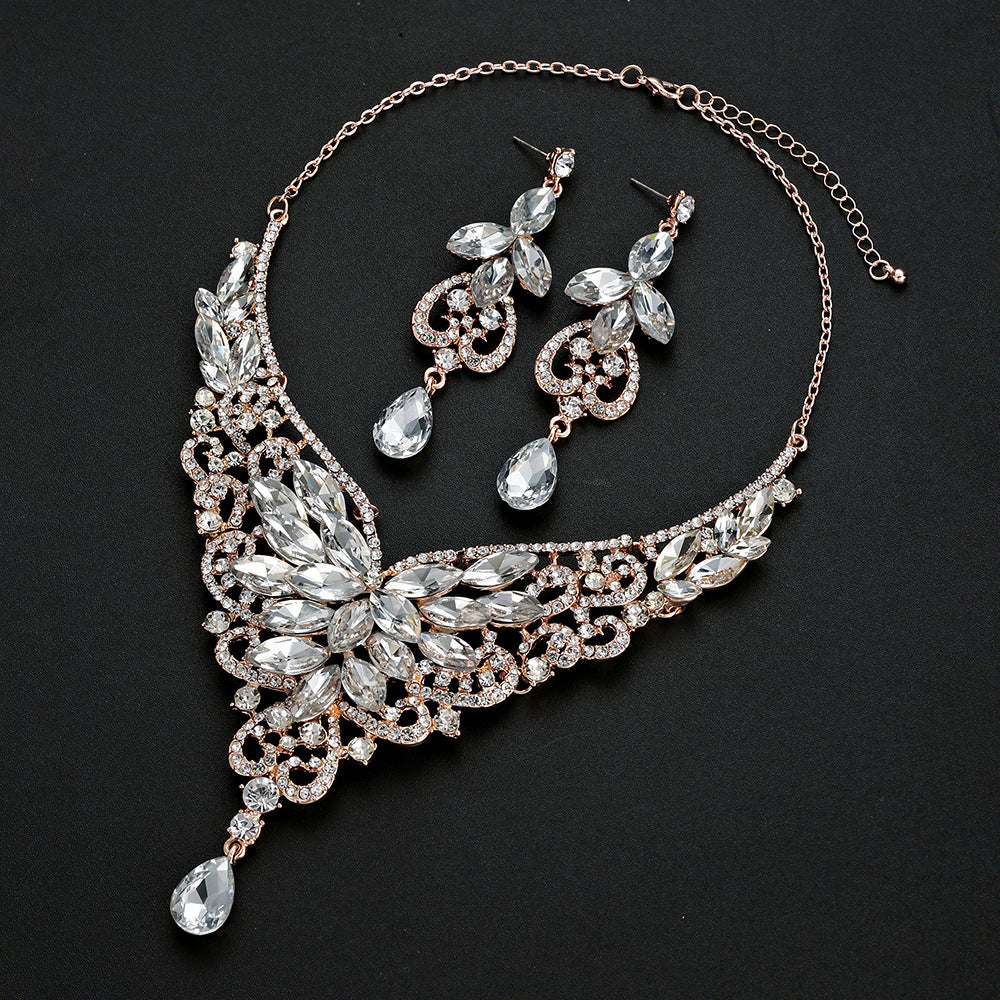 Fashion Floral Geometric Rhinestone Alloy Necklace and Earrings Set for Women