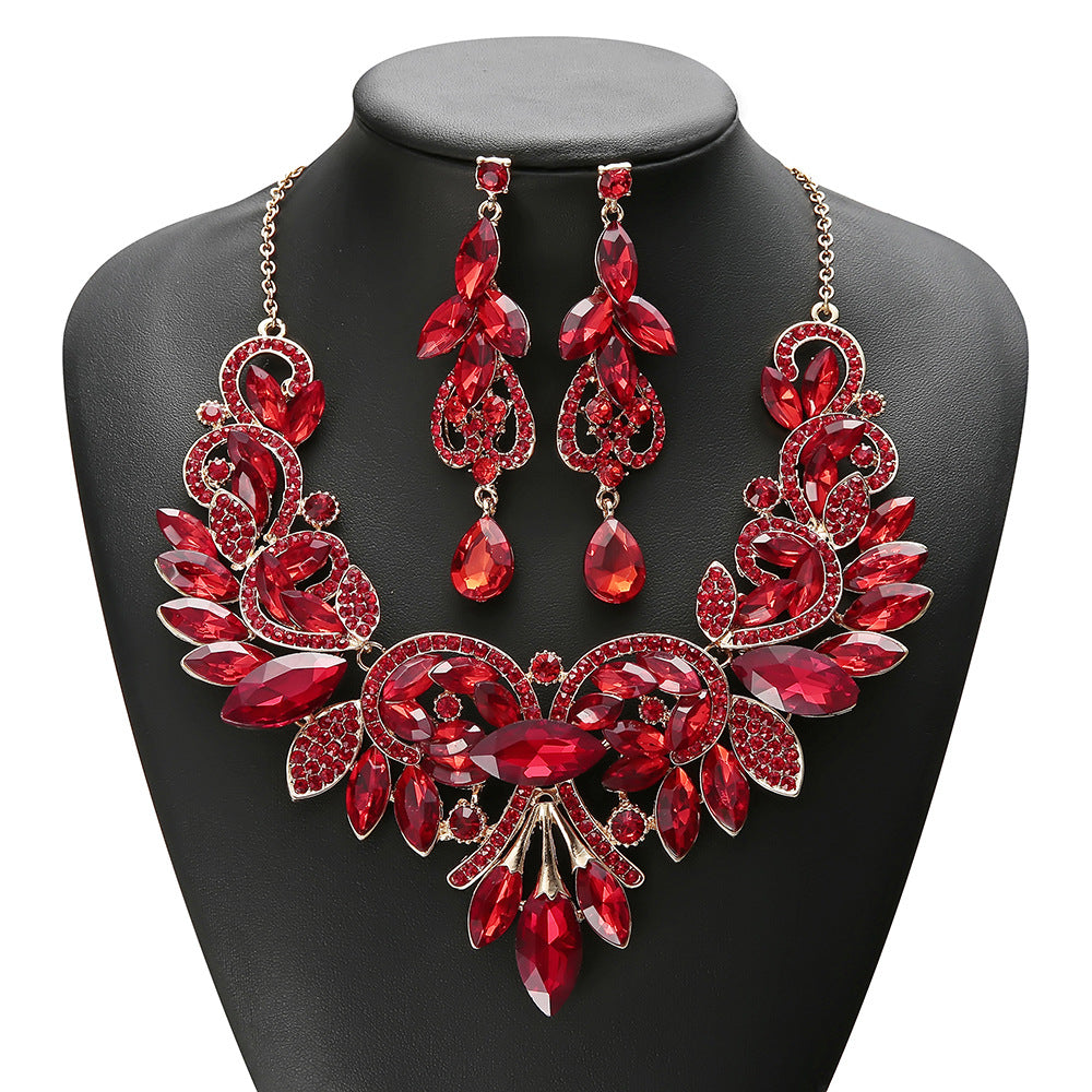 Set Collana e Orecchini da Donna con Fiori, Fresco e Delicato, in Lega, con Intarsio di Strass e Catena a Sfera Placcata