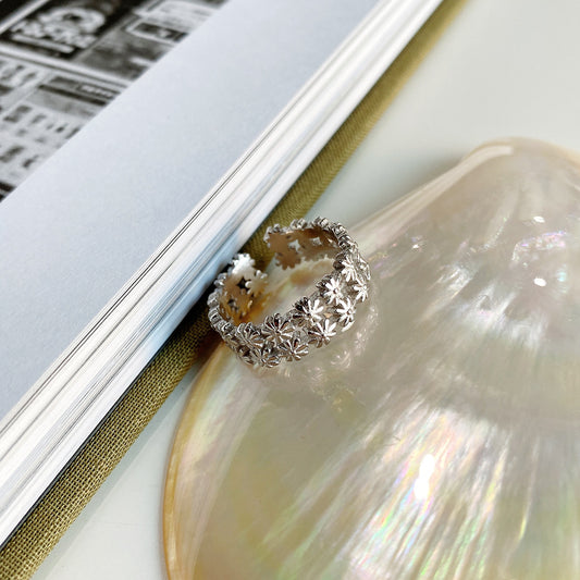 Anillo de plata de ley 925 con diseño minimalista de margarita para mujer