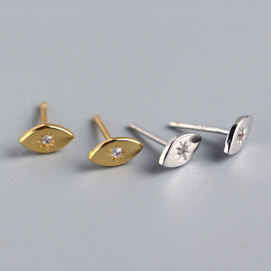 Orecchini a perno da donna minimalisti in argento sterling 925 con occhio e sole e intarsi in strass