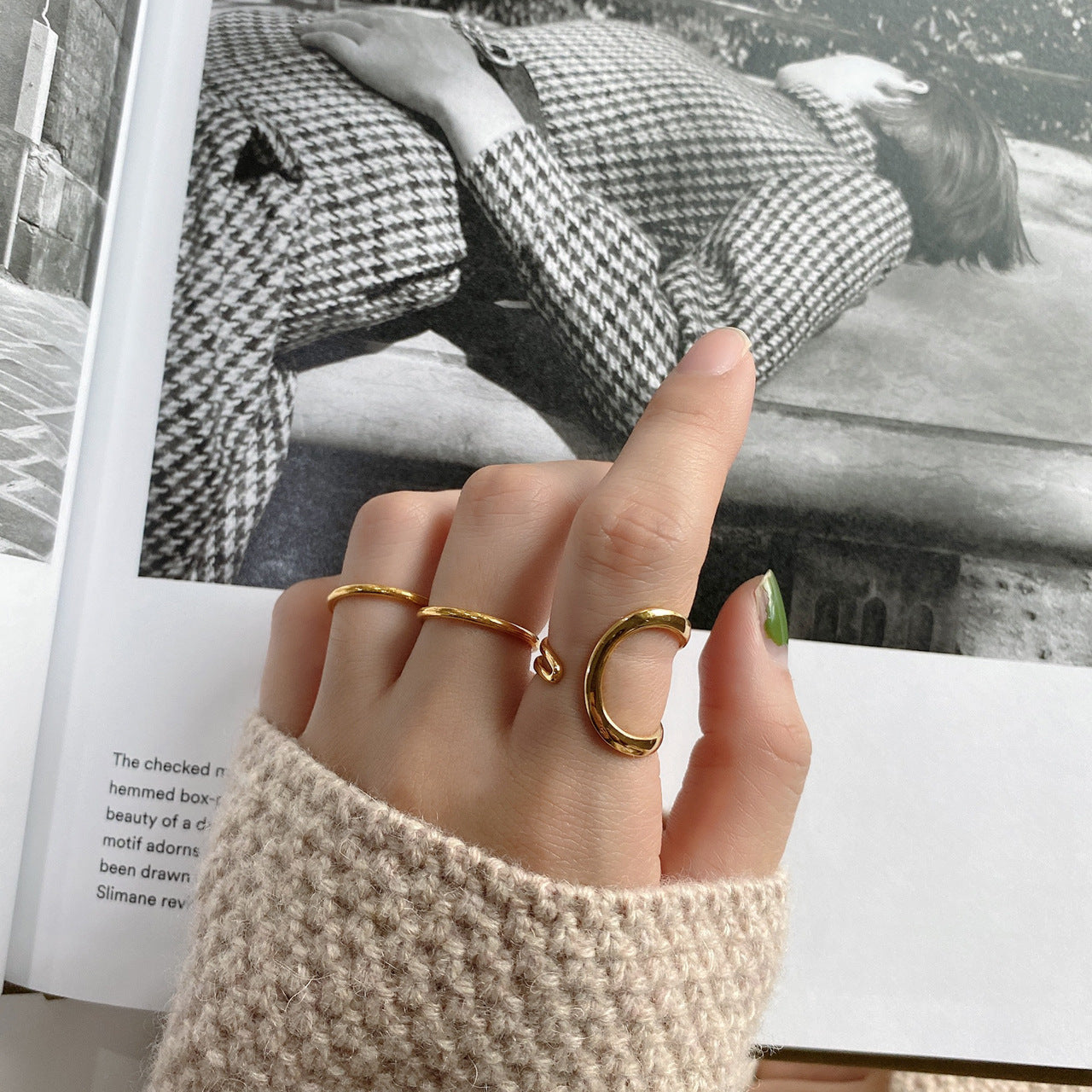 Anillo Minimalista de Plata de Ley 925 con Diseño Geométrico de Goteo para Mujer
