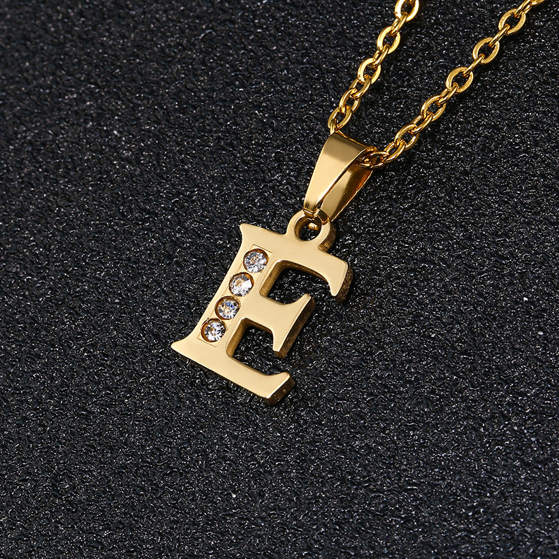 Collana con ciondolo a lettera minimalista da donna, catena a O in acciaio al titanio con intarsi in strass, regalo casual alla moda per fidanzata o migliore amica