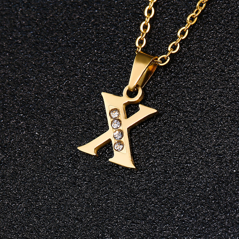 Collana con ciondolo a lettera minimalista da donna, catena a O in acciaio al titanio con intarsi in strass, regalo casual alla moda per fidanzata o migliore amica