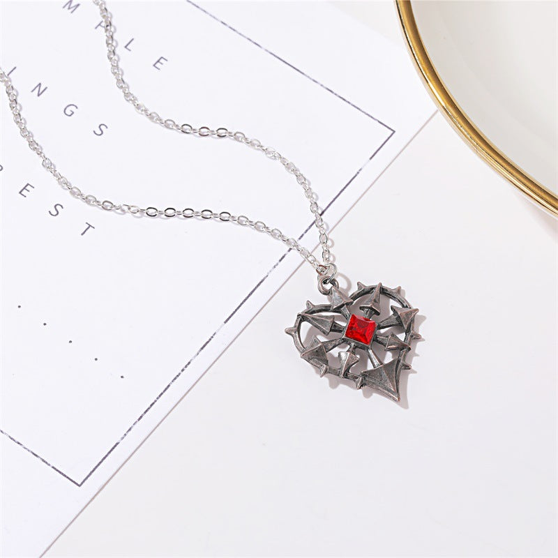 Collar con colgante de aleación con forma de corazón estilo gótico con baño de rodio para mujer