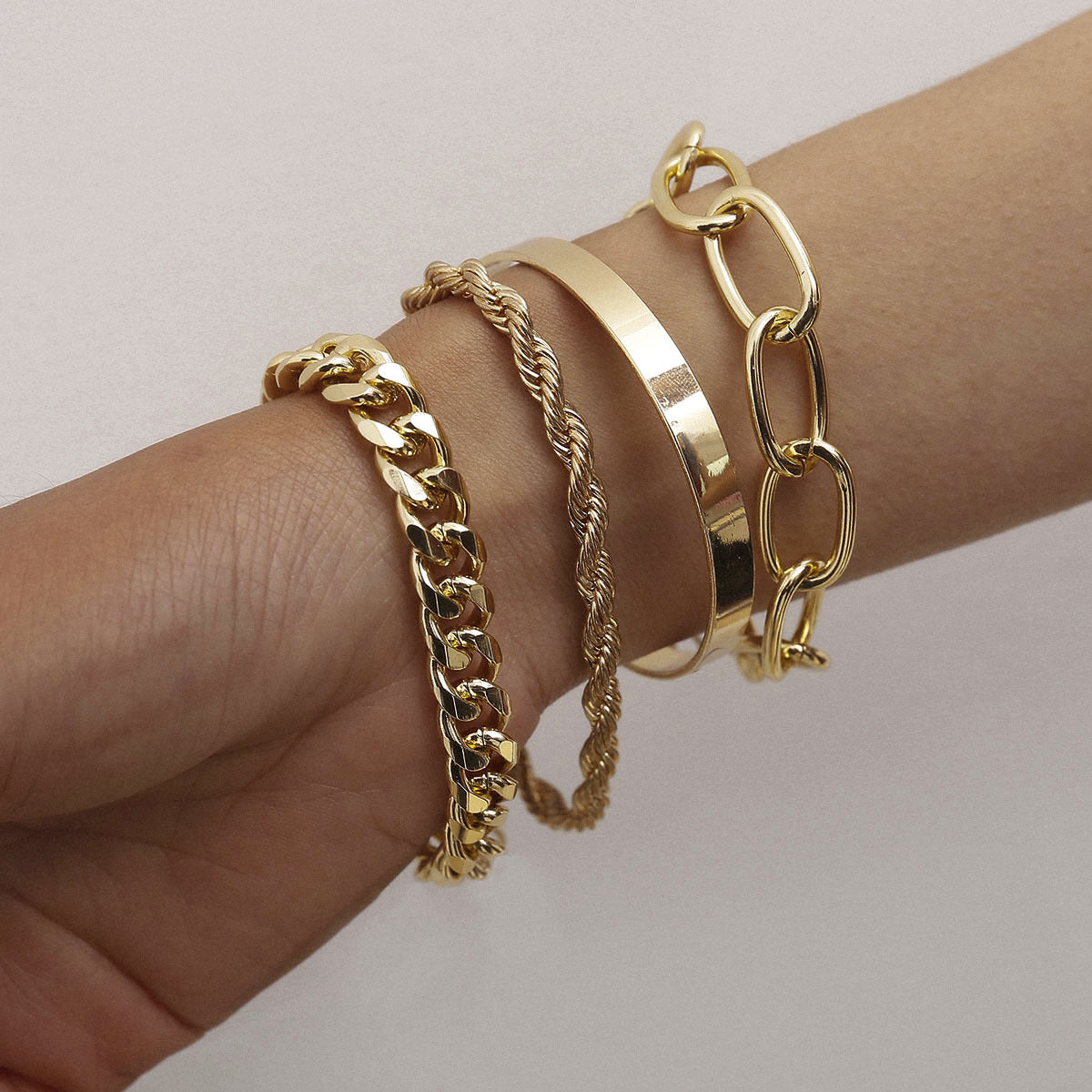 Minimalist Geometric Alloy Plated C-Shape Cable and Rope Chain Bracelet Set for Women