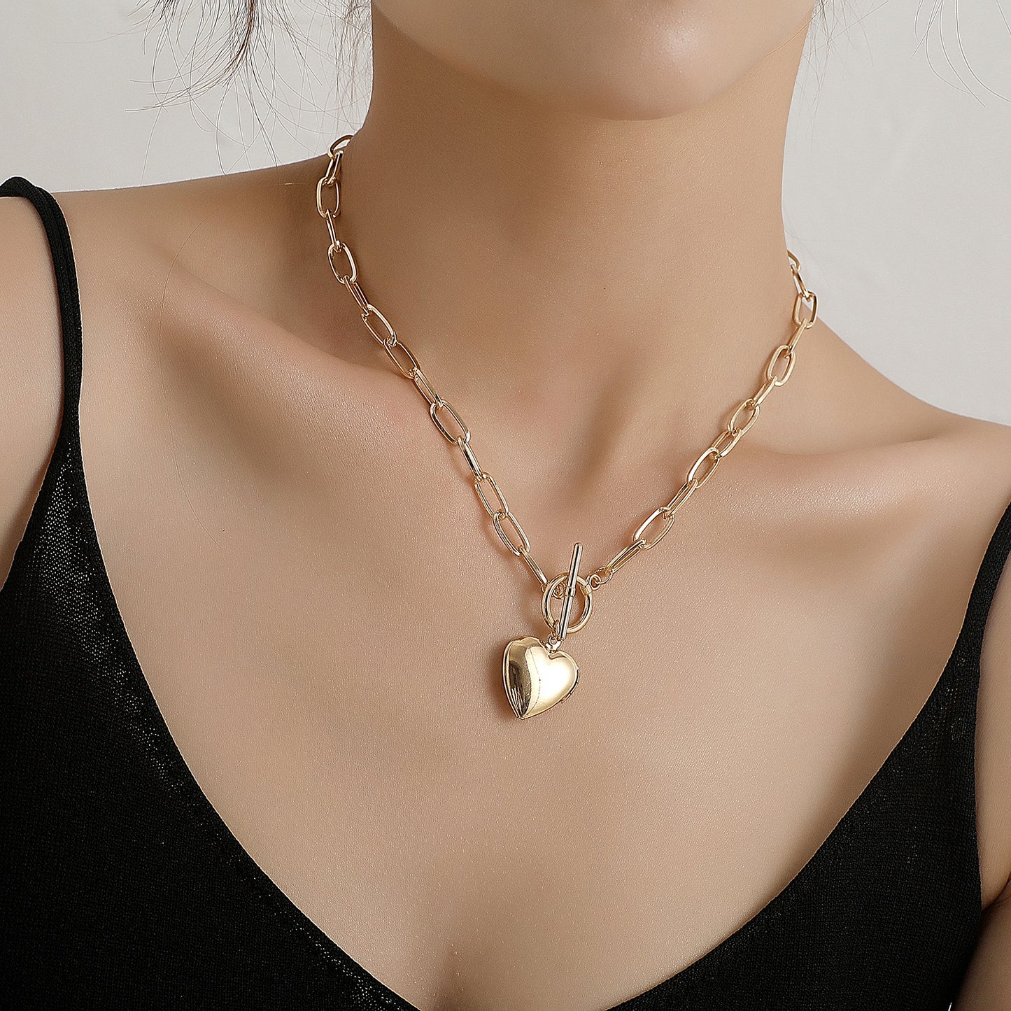 Minimalist Heart Pendant Necklace for Women, Alloy Snake Chain with Plating, Elegant Simple Style, Fashion Jewelry