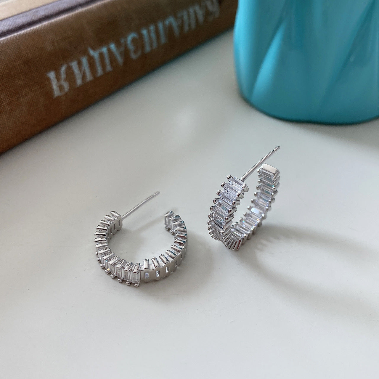 S925 Sterling Silver C-Shaped Rhinestone Earrings for Women Minimalist Luxury Earrings