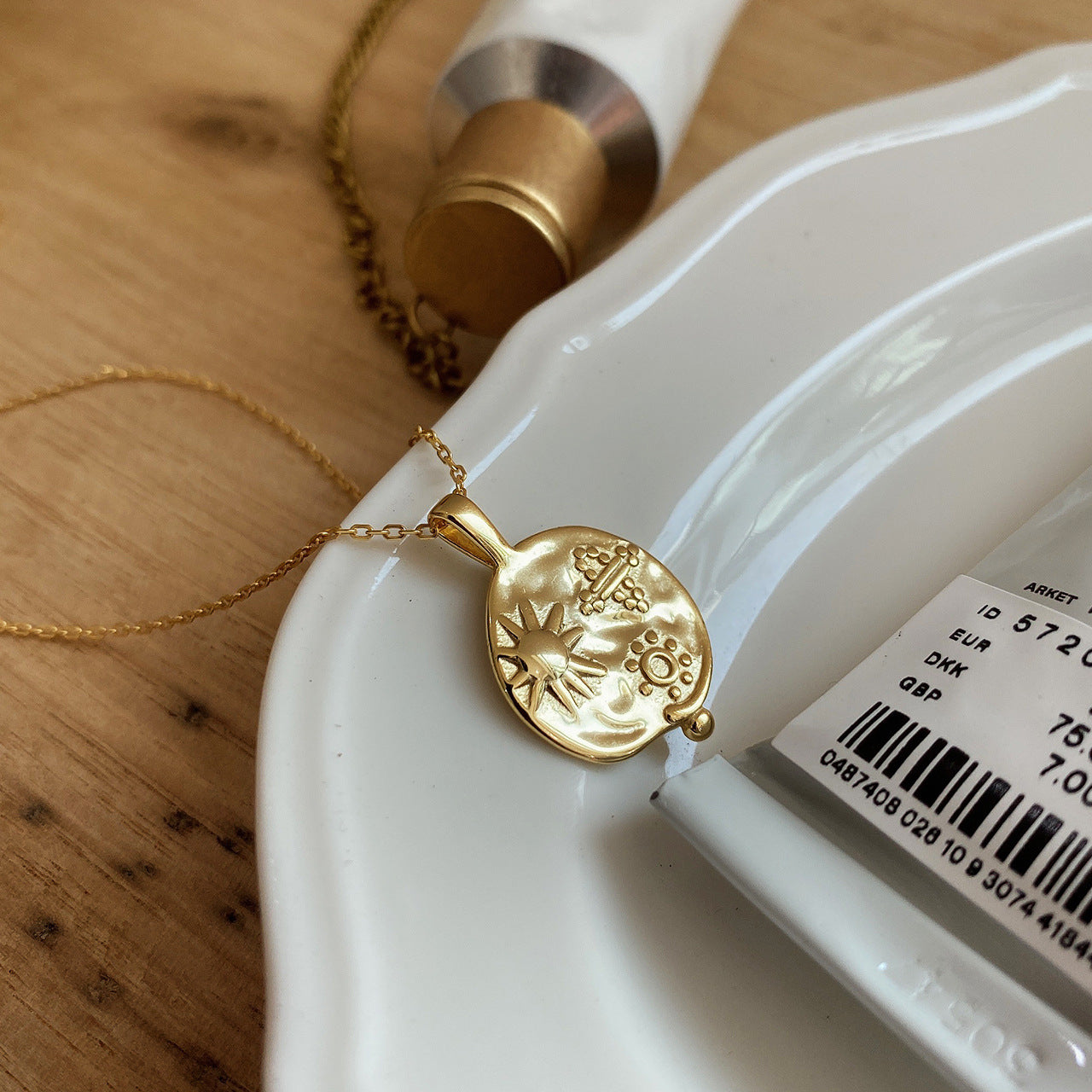 Minimalist Elegant 925 Sterling Silver Geometric Sun Planet Pendant Necklace with Floral Elements for Women