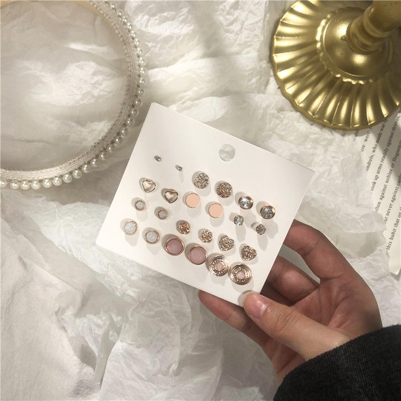 Minimalist Sweet Heart Round Geometric Alloy Micro-set Diamond Jade Stud Earrings with Steel Posts