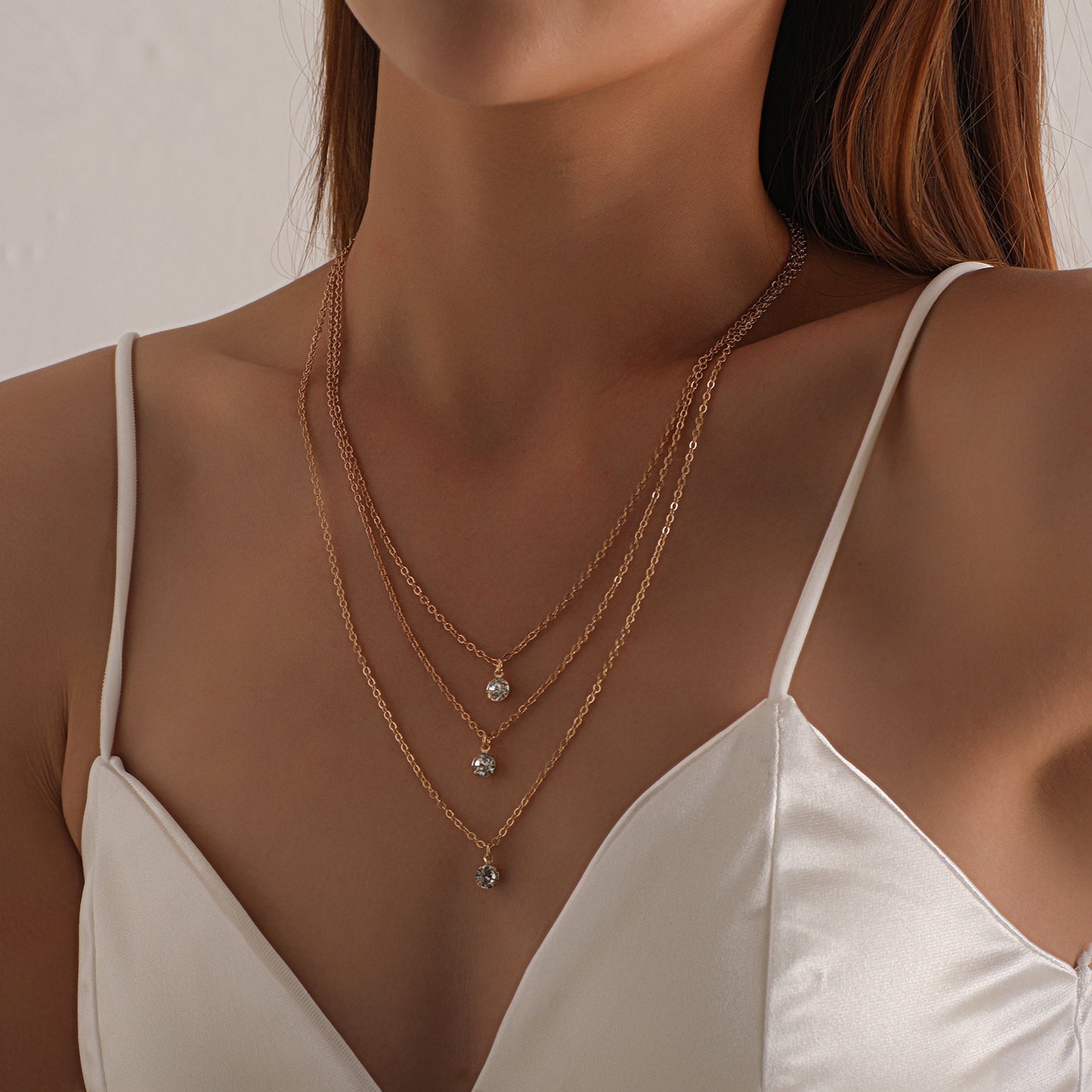 Minimalist Fashion Geometric Rhinestone Alloy Cross Chain Necklace for Women