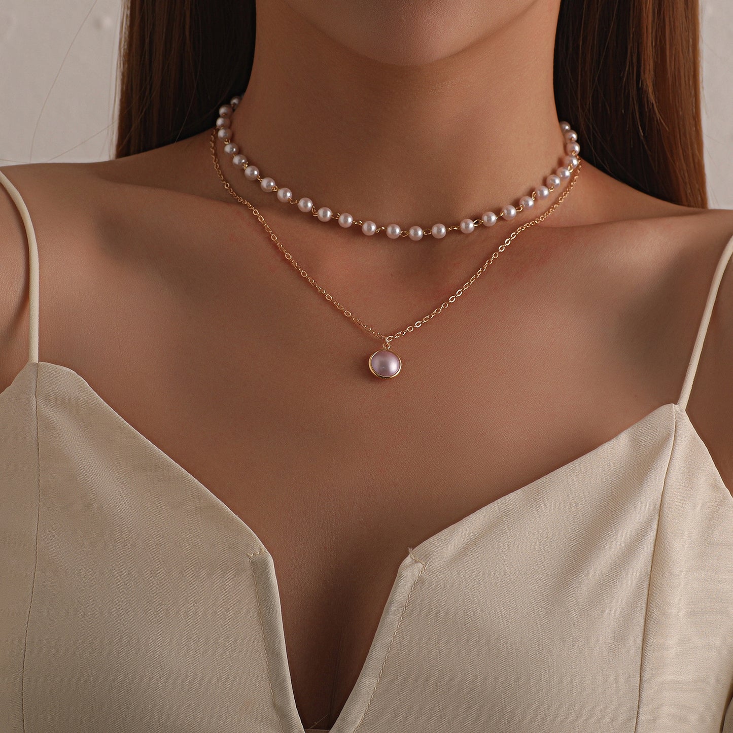 Women's Geometric Style Mother of Pearl Pendant Necklace, Multi-Layer Cross Chain, Alloy Plated Jewelry, Fashion Statement Piece