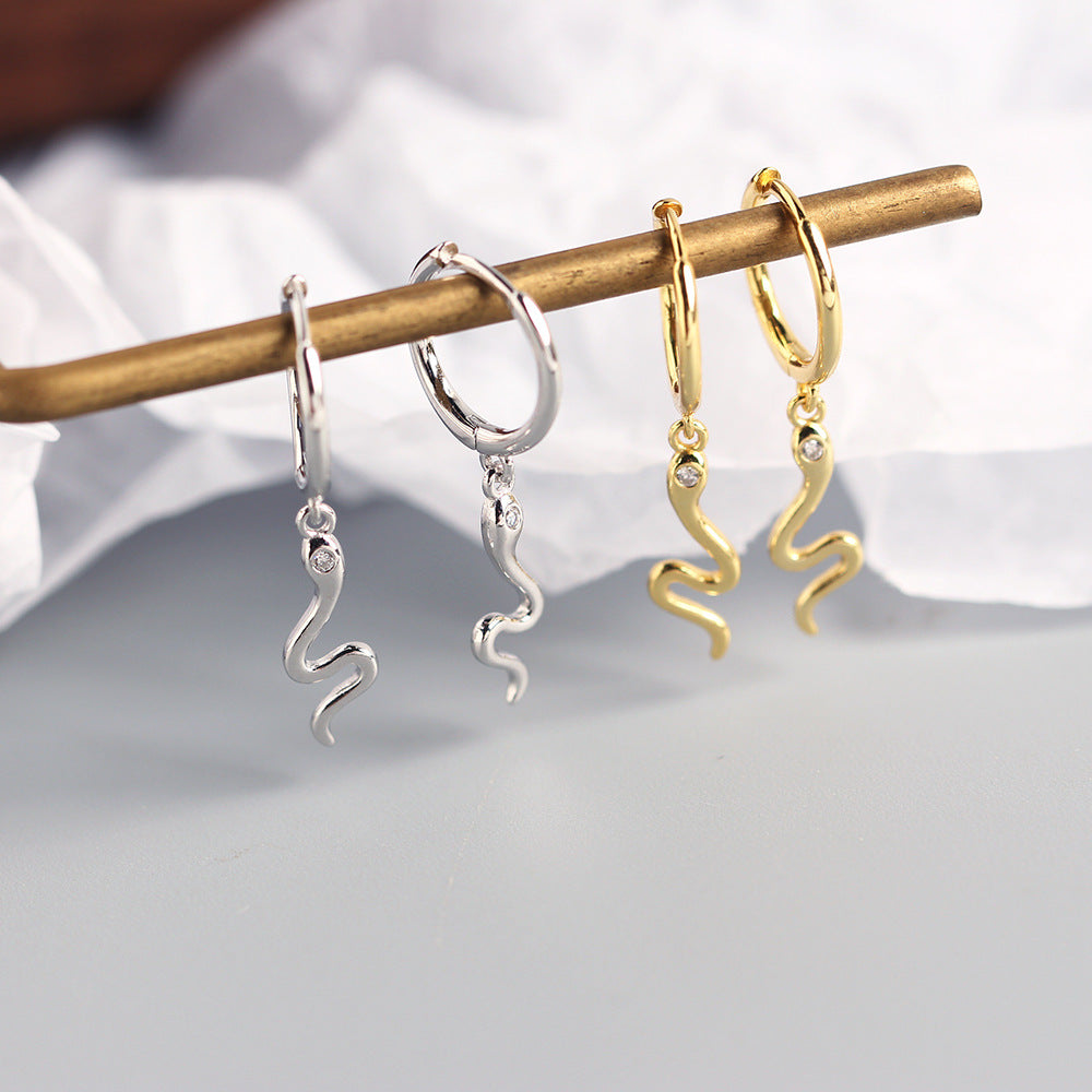 Orecchini a perno a serpente in argento sterling S925, gioielli di moda di lusso minimalista e di tendenza