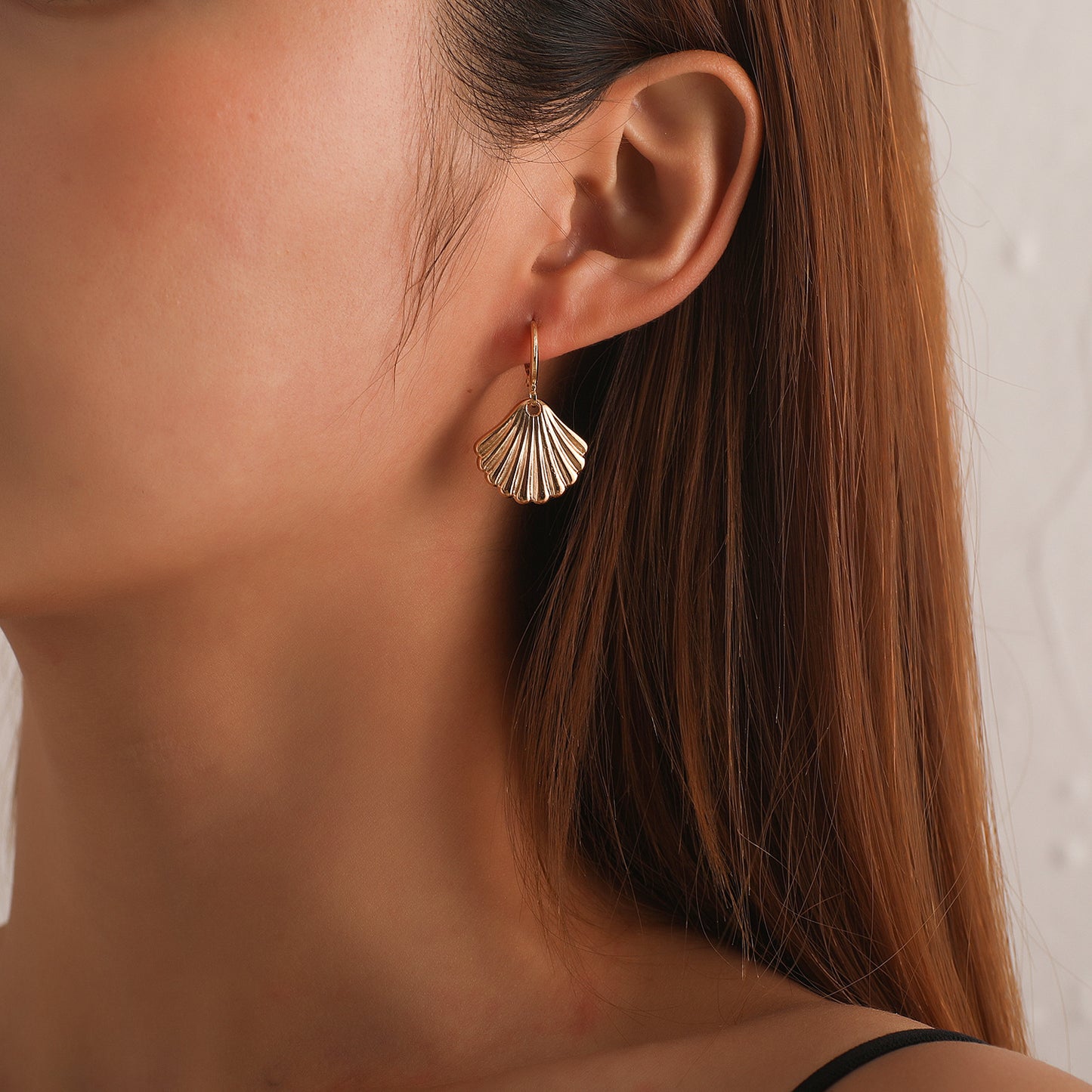 Minimalist Vintage Alloy Shell Geometric Earrings for Women