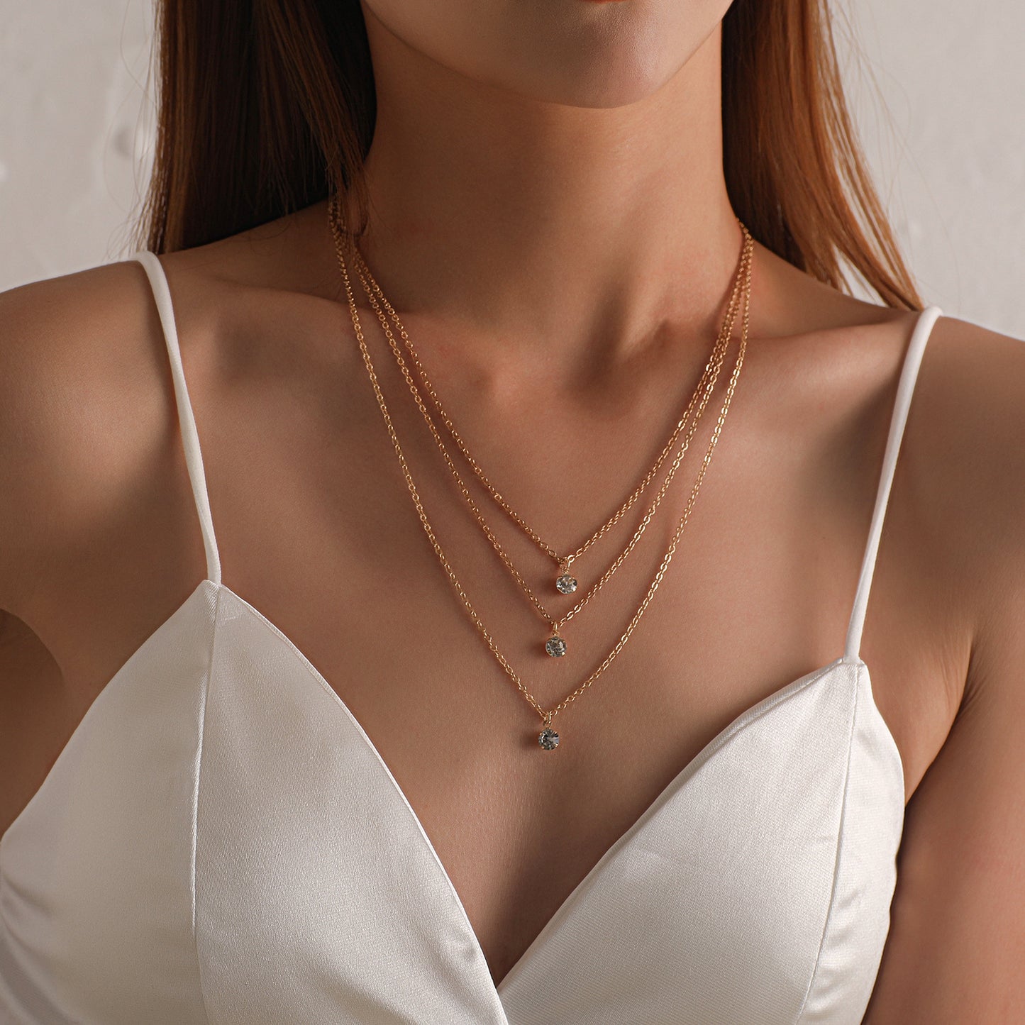 Minimalist Fashion Geometric Rhinestone Alloy Cross Chain Necklace for Women