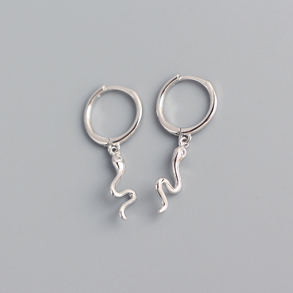 Orecchini a perno a serpente in argento sterling S925, gioielli di moda di lusso minimalista e di tendenza