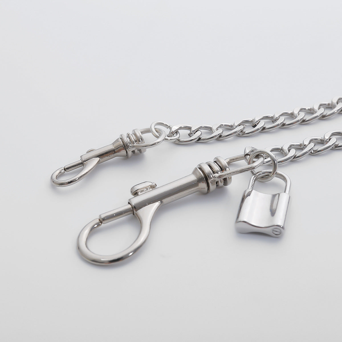 Portachiavi con catena Punk Metal Lock per donna, catena in stile retrò con nappa, catena regolabile in vita, accessorio di moda per estate autunno inverno primavera
