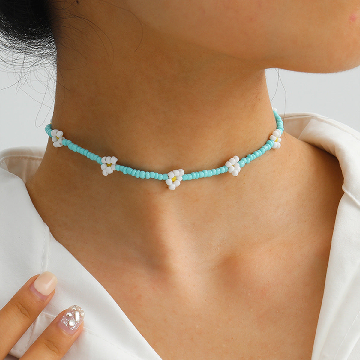 Bohemian Floral Beaded Woven Daisy Necklace for Women