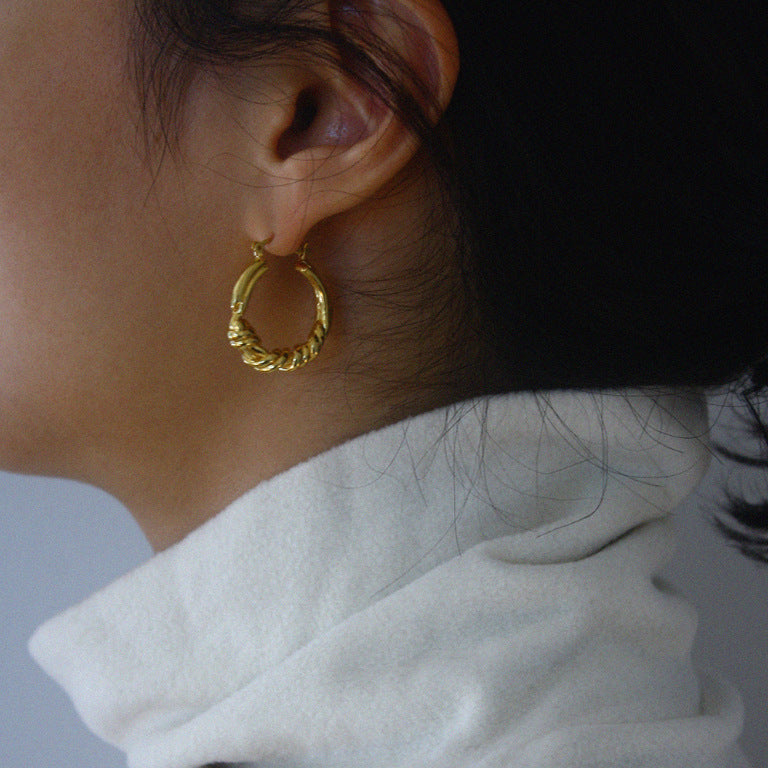 Aretes de nudo chapados en plata de ley 925, minimalistas y dulces para mujer