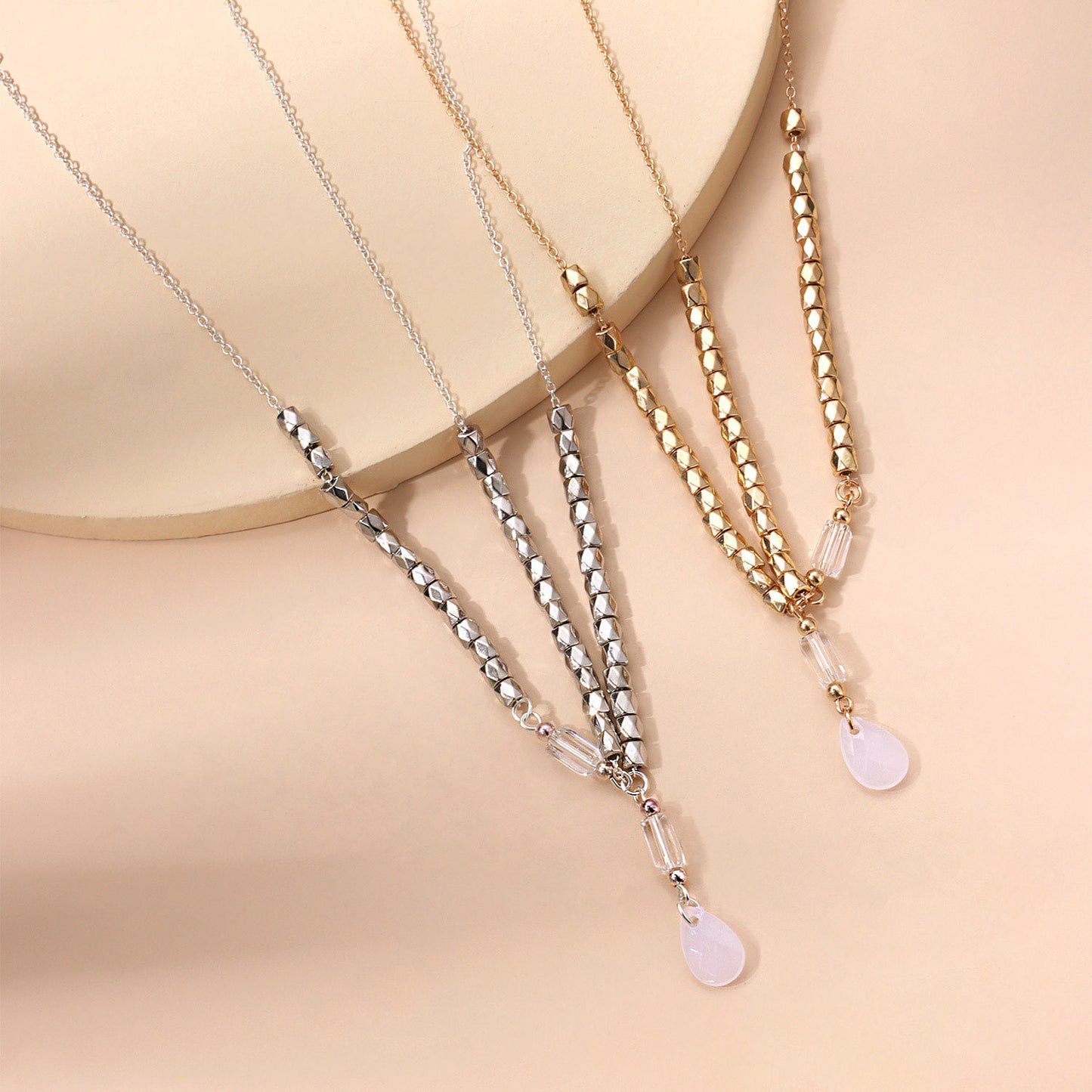 Classic Seashell Headband with Geometric Droplet Pendant Alloy Hair Accessory for Women