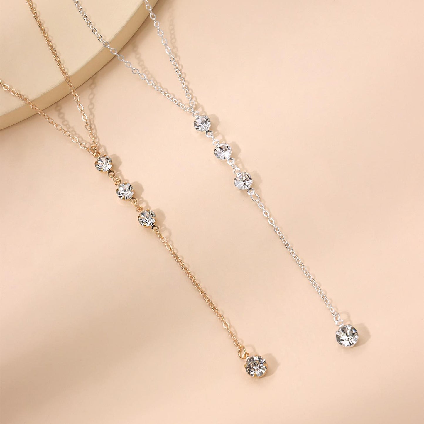 Fashion Spring Clavicle Necklace for Women with Cross Pendant Alloy Layered Jewelry