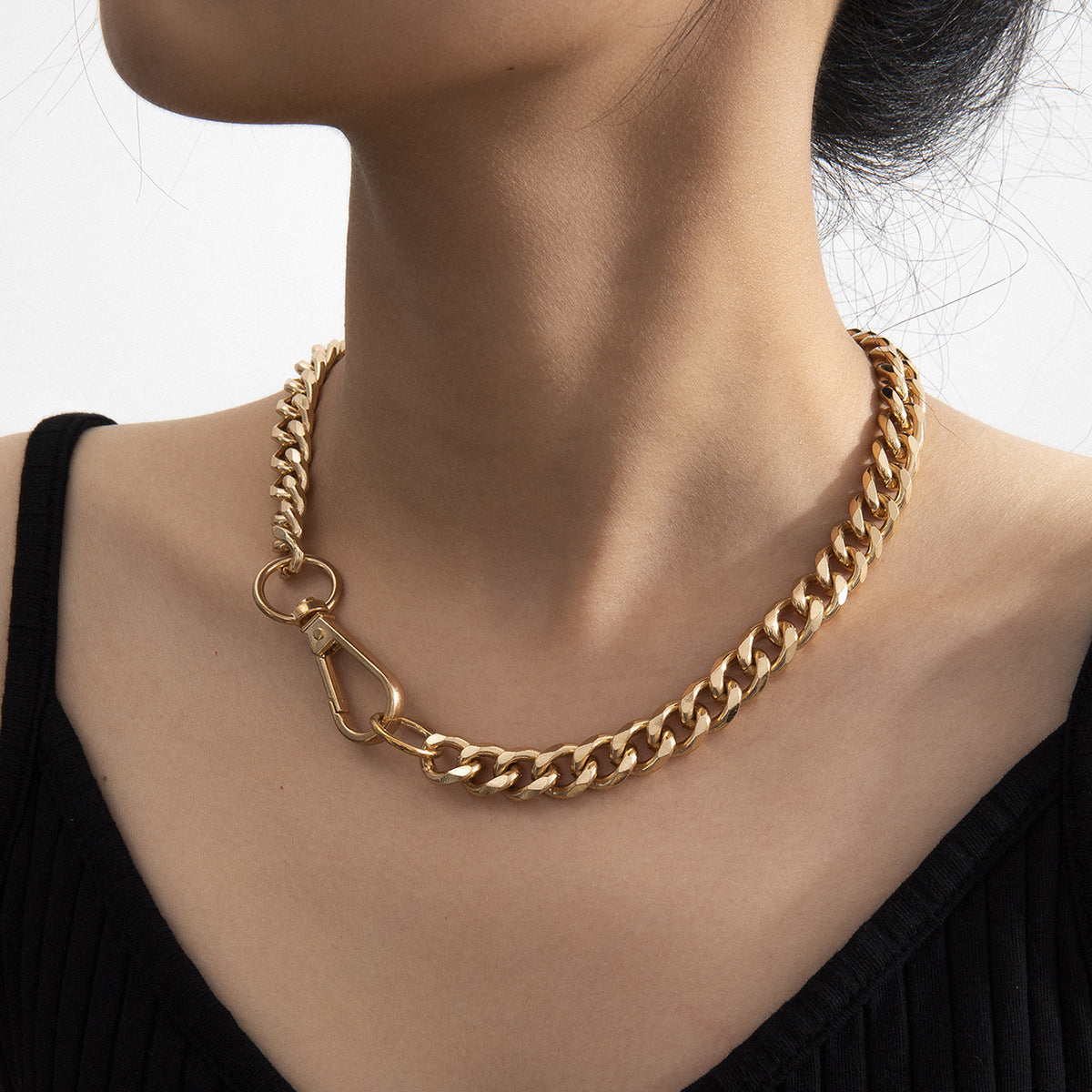 Minimalist Geometric Aluminum Alloy Plated Curb Chain Necklace with Iron Pendant for Women