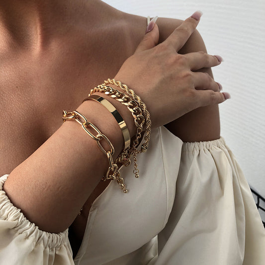 Bracciale da donna a catena a O geometrica dorata, multistrato, stile dolce-cool, placcato in lega, gioiello alla moda per souvenir di viaggio