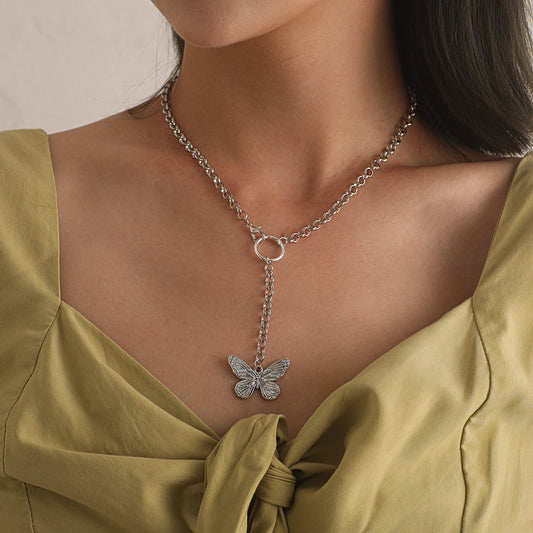 Collana da donna con farfalla geometrica in lega, catena a croce, gioielli placcati, pendente elegante
