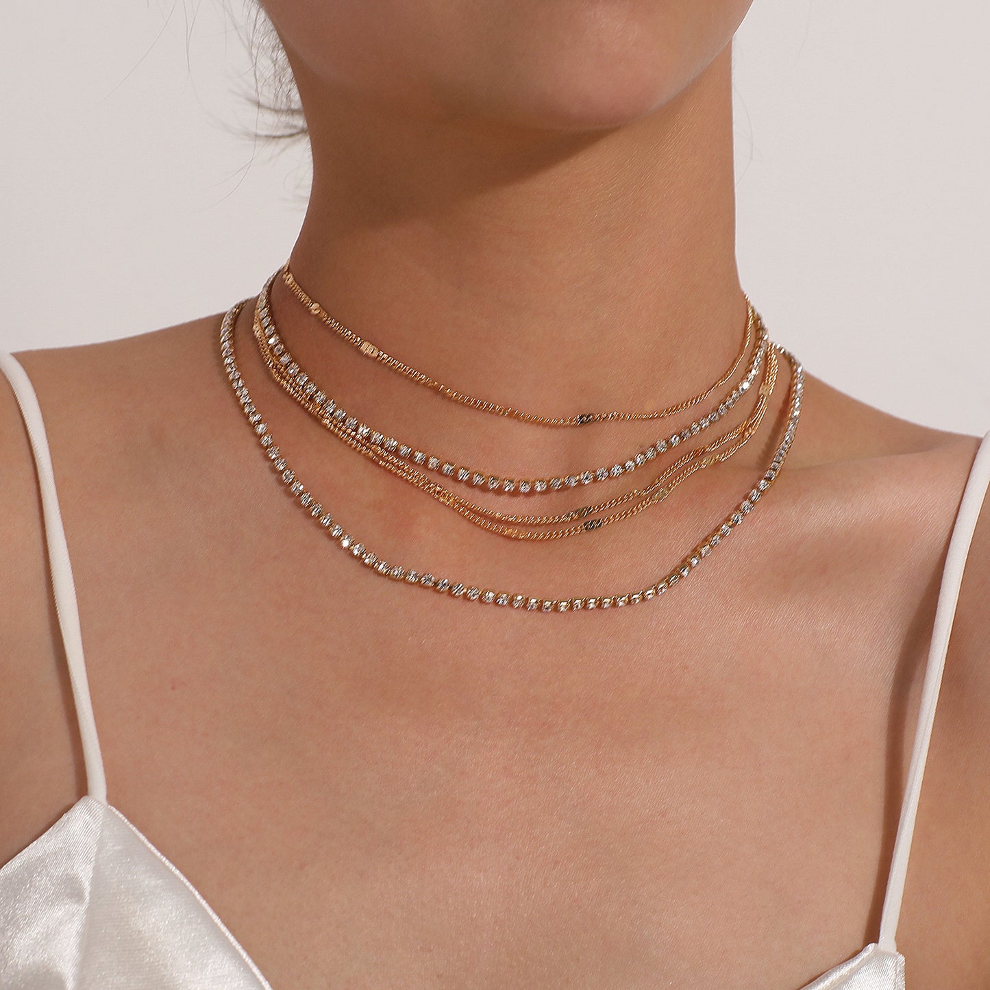 Women's Geometric Rhinestone Alloy Box Chain Necklace, Multi-Layer Hip-Hop Fashion Jewelry, Plated Finish, Stylish Statement Piece