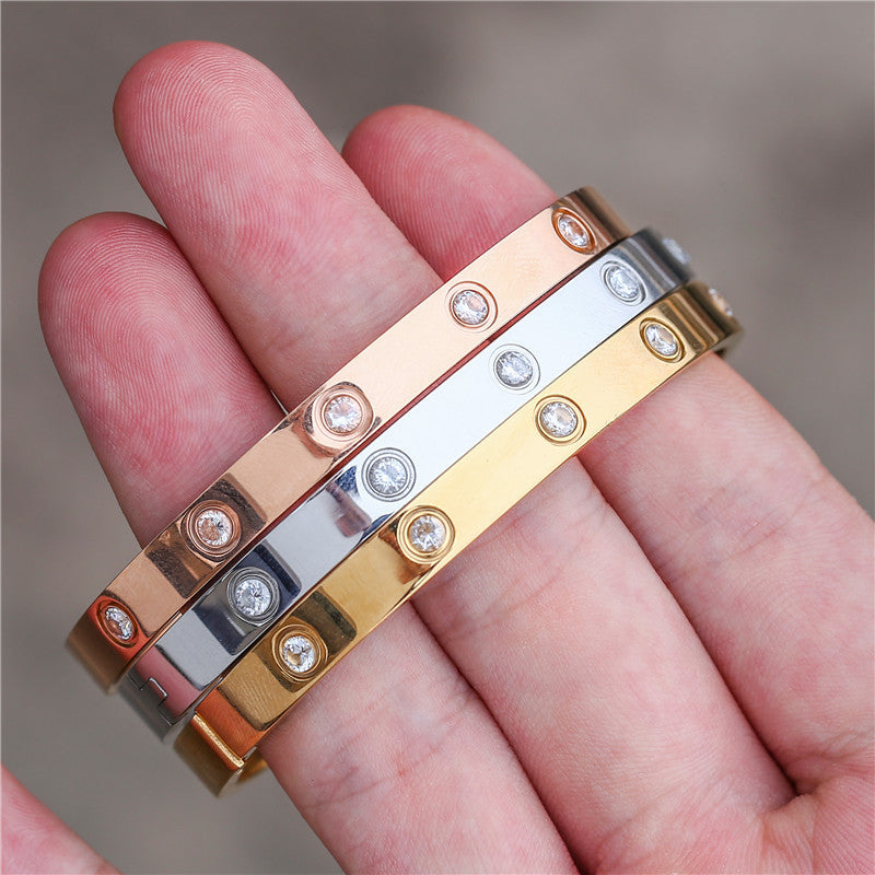 Fashion Geometric Round Inlaid Cubic Zirconia Titanium Steel Bracelet for Unisex