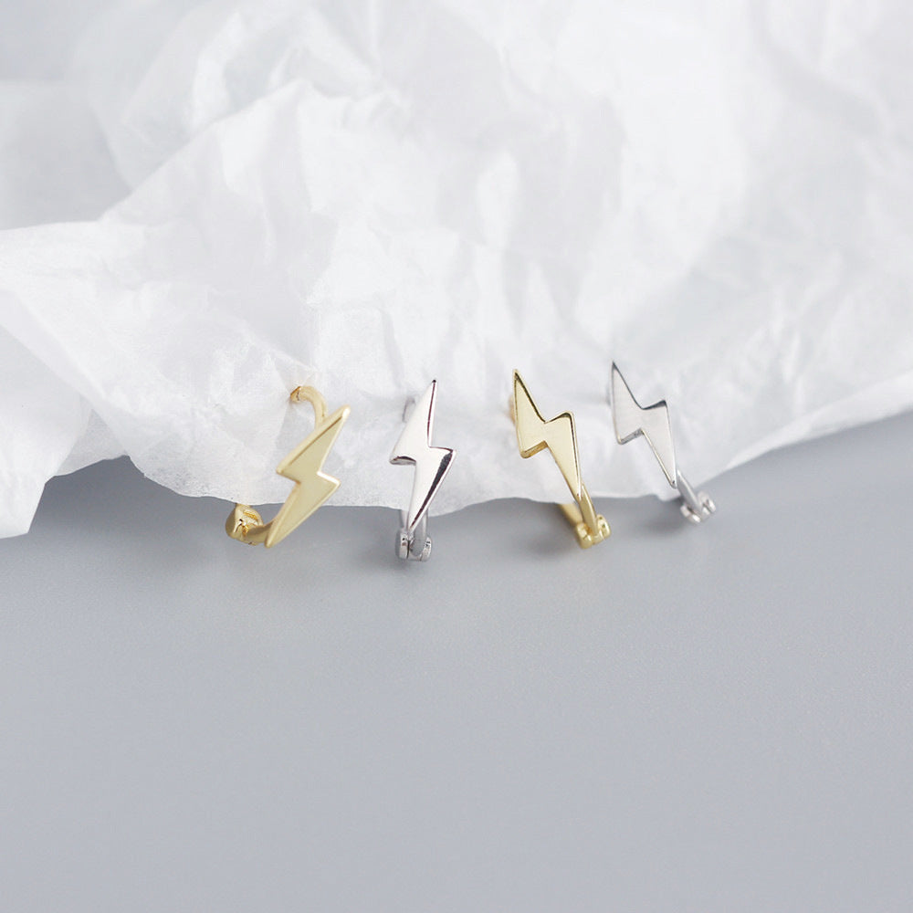 Orecchini a perno con fulmine lucido in argento sterling 925, stile minimalistico e dolce