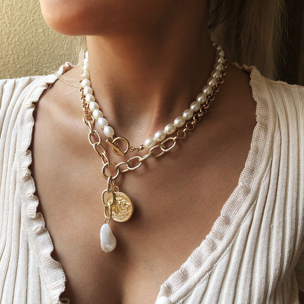 Collar de aleación con colgante de perlas de estilo bohemio para mujer