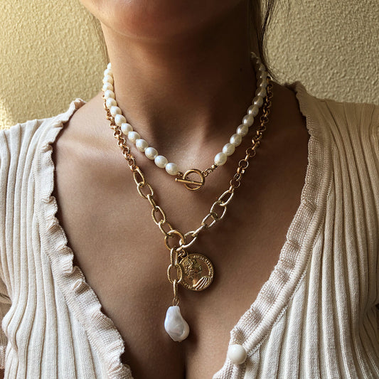 Collar de aleación con colgante de perlas de estilo bohemio para mujer