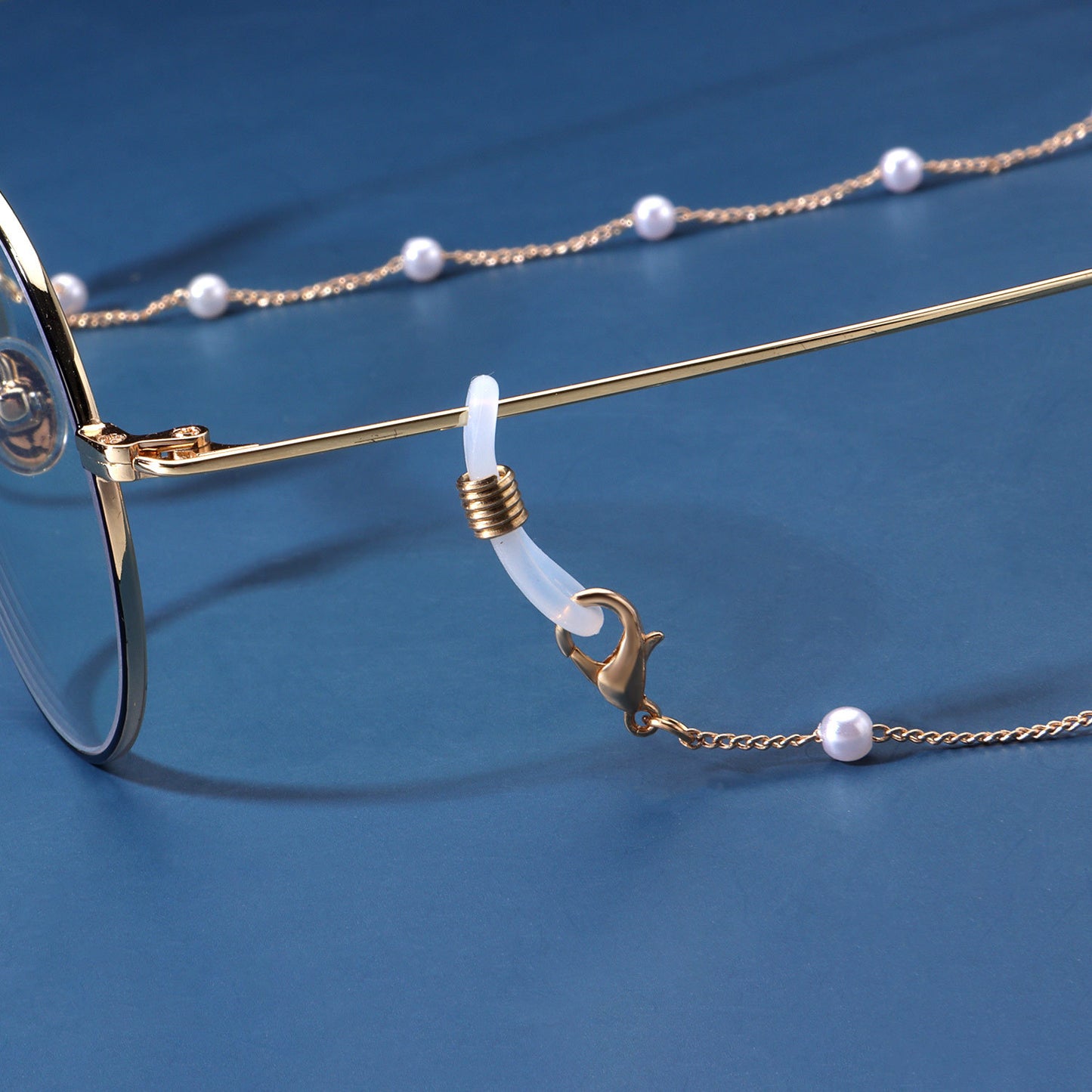 Minimalist Sweet Geometric Alloy Eyeglass Chain with Pearl Inlay for Women
