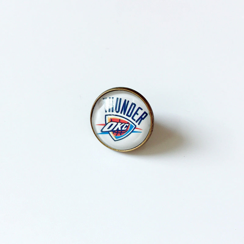 Pin de solapa metálico de equipos de baloncesto retro de la NBA - Insignia con gema vintage - Broche de Kobe Curry - Regalo para fans - Unisex