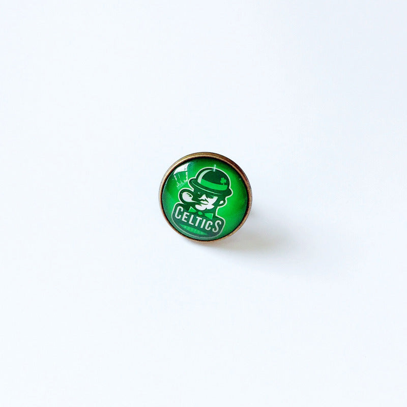 Pin de solapa metálico de equipos de baloncesto retro de la NBA - Insignia con gema vintage - Broche de Kobe Curry - Regalo para fans - Unisex