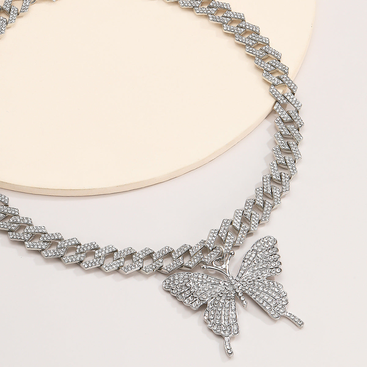 Butterfly Geometric Pendant Necklace Alloy Plated Vintage Sweet-Cool Individual Trend Cuban Chain Jewelry