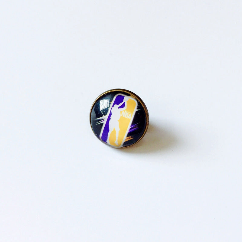 Pin de solapa metálico de equipos de baloncesto retro de la NBA - Insignia con gema vintage - Broche de Kobe Curry - Regalo para fans - Unisex