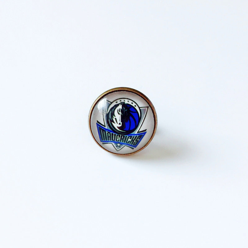 Pin de solapa metálico de equipos de baloncesto retro de la NBA - Insignia con gema vintage - Broche de Kobe Curry - Regalo para fans - Unisex