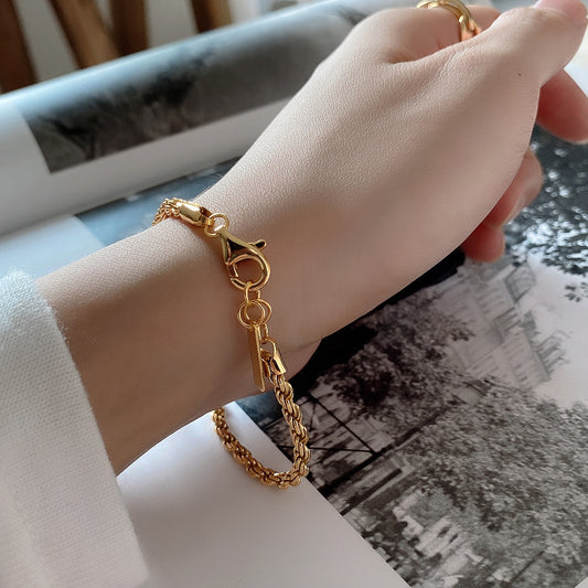 Pulsera minimalista de cadena de cuerda con estrella en plata de ley 925 bañada en oro para mujer
