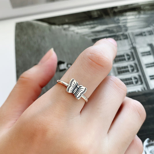 Anillo de plata esterlina 925 vintage con incrustaciones de mariposa para mujer