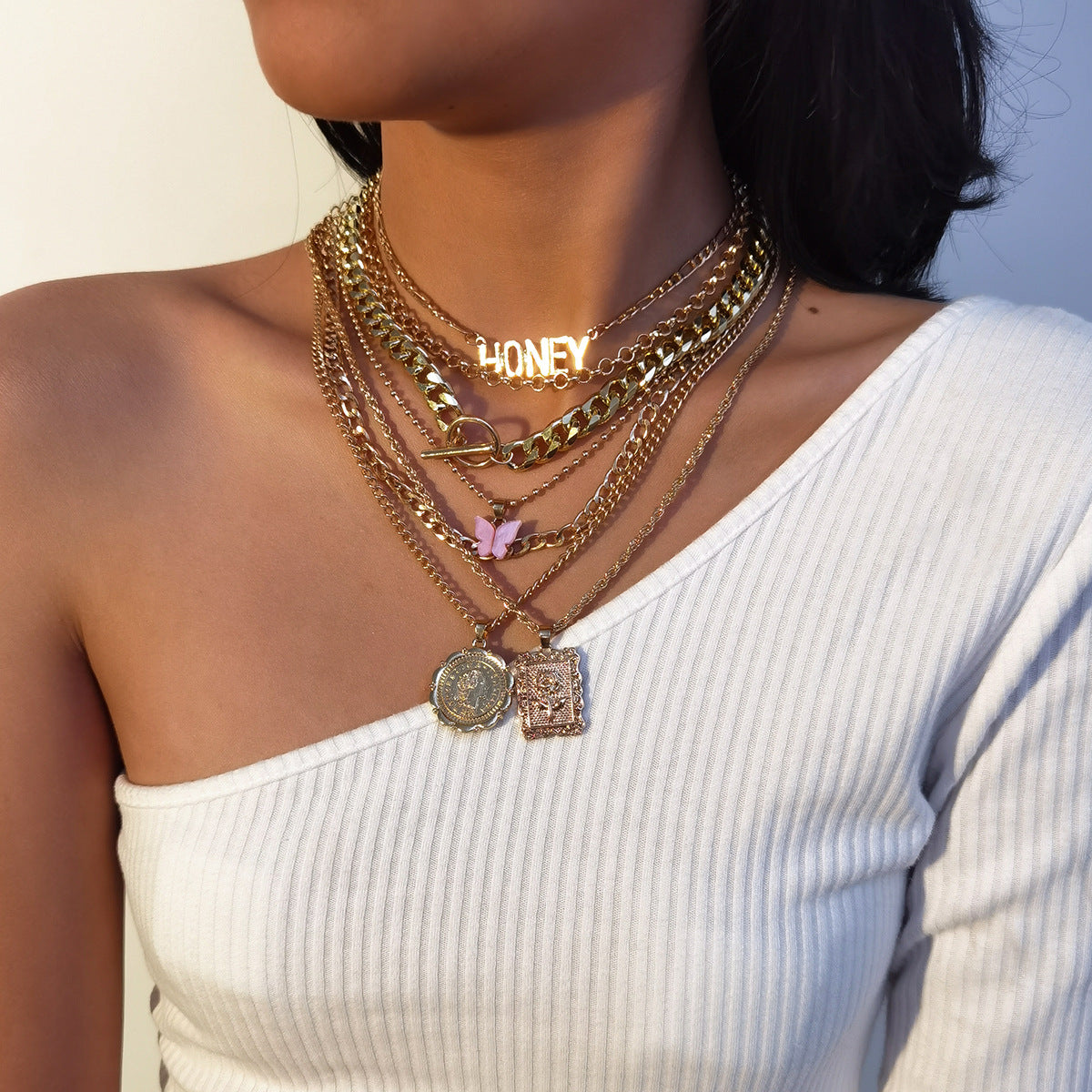 Vintage Minimalist Alloy Butterfly Pendant Multi-Layer Snake Chain Necklace Set