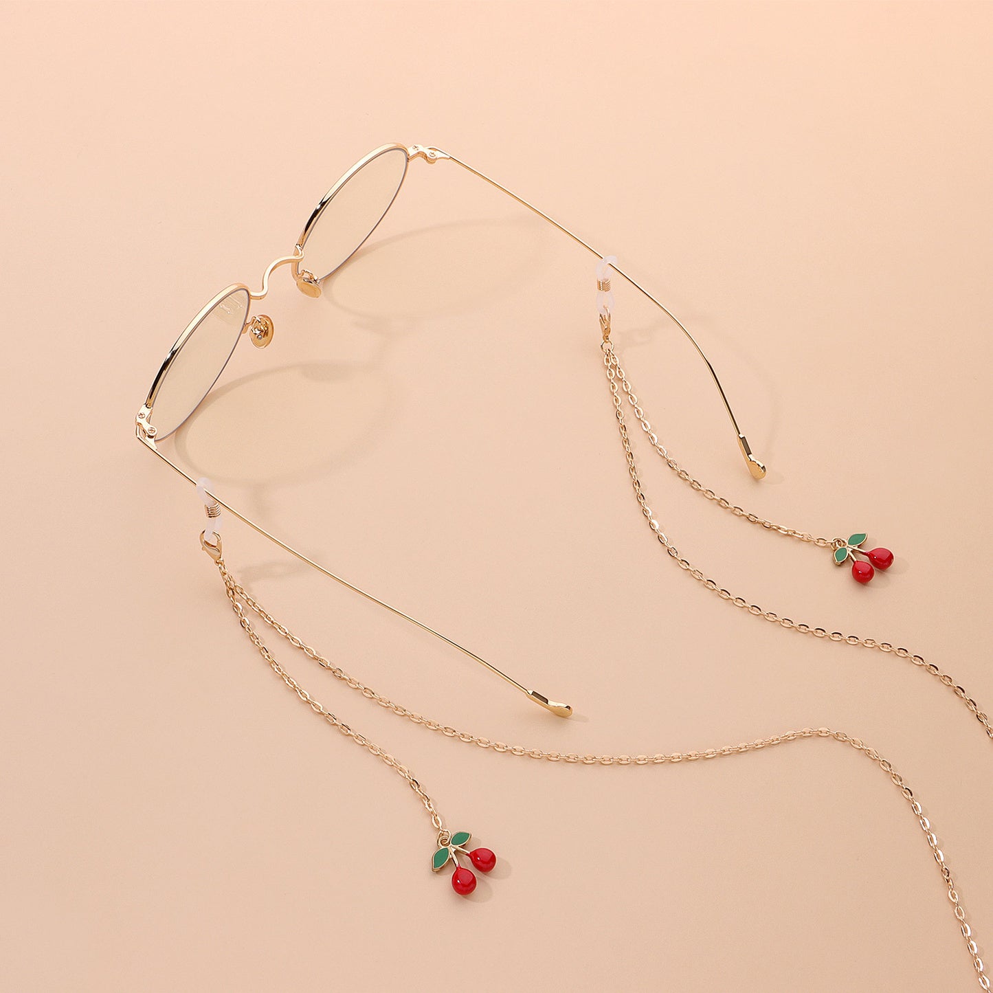 Elegant Red Cherry Pendant Alloy Eyeglass Chain Fashion Metal Eyewear Accessory