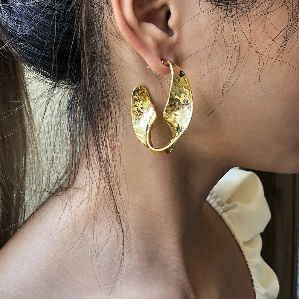 Geometric Earrings for Women, Alloy Plated, Unique Design, Fashion Jewelry, Gift for Birthday, Wedding, Holiday, Travel Souvenir, Corporate Gift, Anniversary, Business Present, Opening Ceremony, Award, PR Event