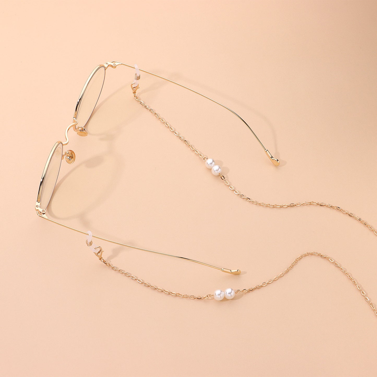 Minimalist Alloy and Pearl Eyeglass Chain