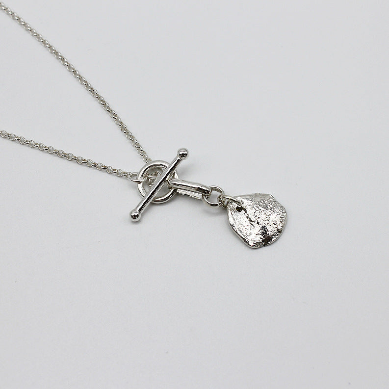 Collana a catena a maglie con ciondolo a sfera geometrico testurizzato in argento sterling 925 minimalista